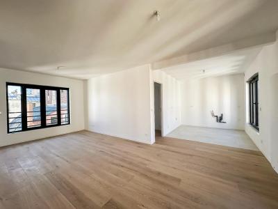 For sale Saint-ouen 4 rooms 76 m2 Seine saint denis (93400) photo 2
