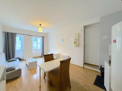 For rent Pauillac 1 room 22 m2 Gironde (33250) photo 3