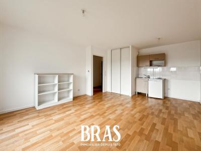 For sale Nantes 2 rooms 41 m2 Loire atlantique (44200) photo 1