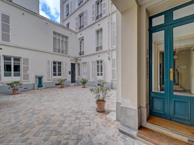 For rent Paris-17eme-arrondissement 2 rooms 31 m2 Paris (75017) photo 1