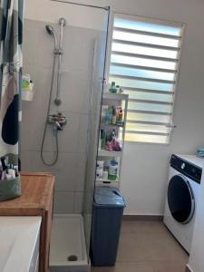 For sale Remire-montjoly 5 rooms 64 m2 Guyane (97354) photo 4