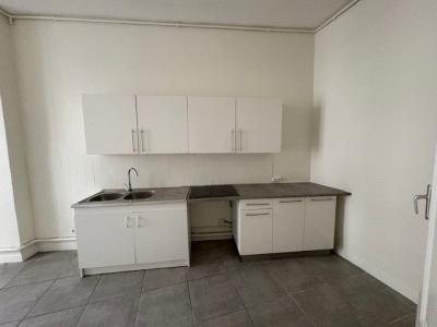 Louer Appartement 107 m2 Lyon-7eme-arrondissement