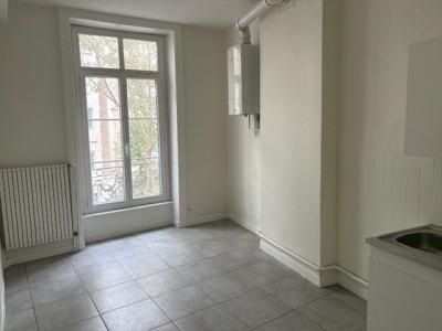 Louer Appartement Lyon-7eme-arrondissement Rhone