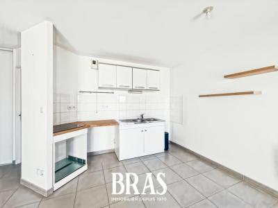 For sale Nantes 3 rooms 63 m2 Loire atlantique (44100) photo 1