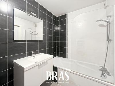 For sale Nantes 3 rooms 63 m2 Loire atlantique (44100) photo 3