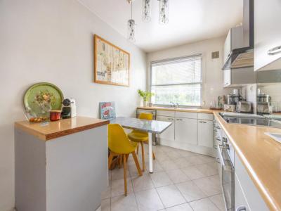For sale Nantes 4 rooms 108 m2 Loire atlantique (44100) photo 3