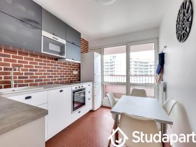 For rent Nanterre 4 rooms 78 m2 Hauts de Seine (92000) photo 2