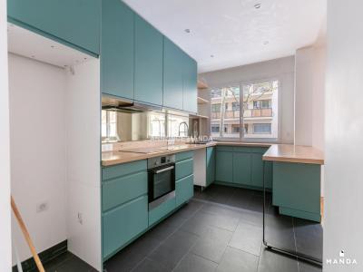 Louer Appartement Paris-16eme-arrondissement Paris