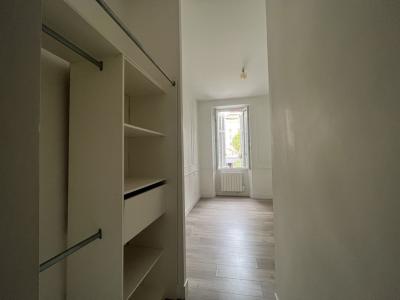 Louer Appartement  720 euros