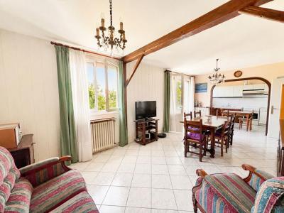 For sale Aigueperse 5 rooms 98 m2 Puy de dome (63260) photo 2
