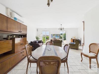 For sale Blanquefort 6 rooms 185 m2 Gironde (33290) photo 4