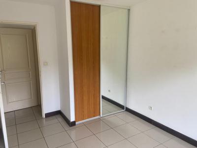 Louer Appartement Possession 874 euros
