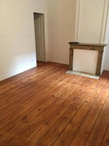Louer Appartement 61 m2 Bordeaux