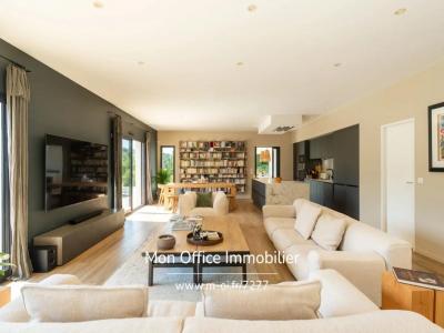 For sale Saint-marc-jaumegarde 5 rooms 240 m2 Bouches du Rhone (13100) photo 2