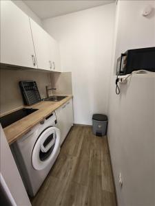 For rent Mougins 1 room 26 m2 Alpes Maritimes (06250) photo 4