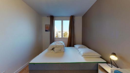 For rent Montigny-le-bretonneux 5 rooms 84 m2 Yvelines (78180) photo 4