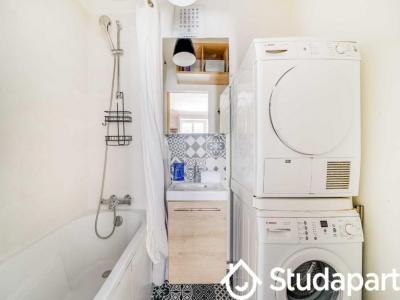 Louer Appartement Paris-17eme-arrondissement 2400 euros
