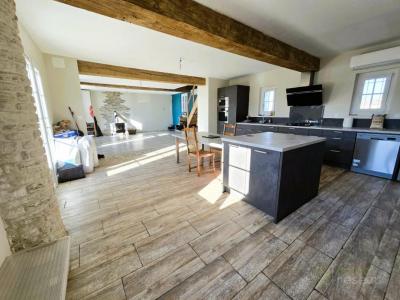 For sale Brousse 5 rooms 145 m2 Charente maritime (17160) photo 1