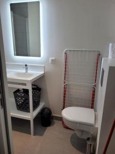 For rent Pessac 1 room 19 m2 Gironde (33600) photo 4
