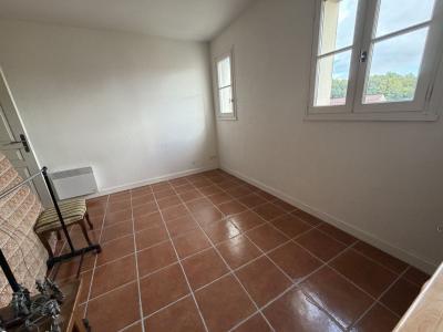 For sale 20 MINUTES LA ROCHELLE 2 rooms 56 m2 Charente maritime (17170) photo 2