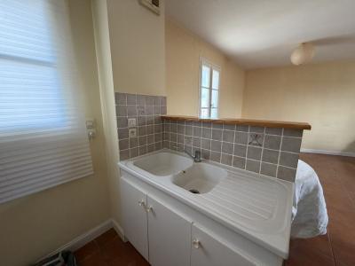 For sale 20 MINUTES LA ROCHELLE 2 rooms 56 m2 Charente maritime (17170) photo 3