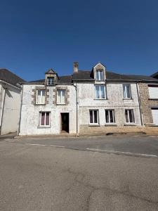 For sale 6 rooms 150 m2 Morbihan (56580) photo 1