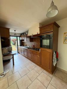 For sale �GLISE 4 rooms 86 m2 Nord (59115) photo 2