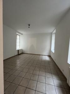 For rent 56 Boulevard Gambetta 1 room 41 m2 Gard (30900) photo 1