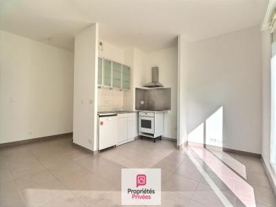 Louer Appartement 54 m2 Acheres