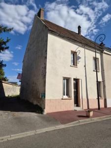 For sale Dourdan 4 rooms 96 m2 Essonne (91410) photo 0