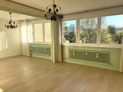 For sale Saint-etienne 3 rooms 79 m2 Loire (42100) photo 2