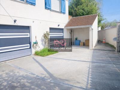 For sale Ozoir-la-ferriere 8 rooms 200 m2 Seine et marne (77330) photo 0