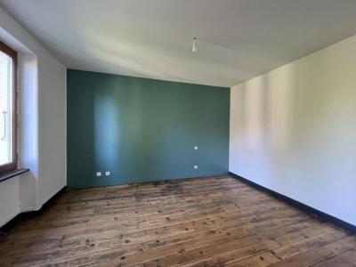 Louer Maison Ladignac-le-long 520 euros