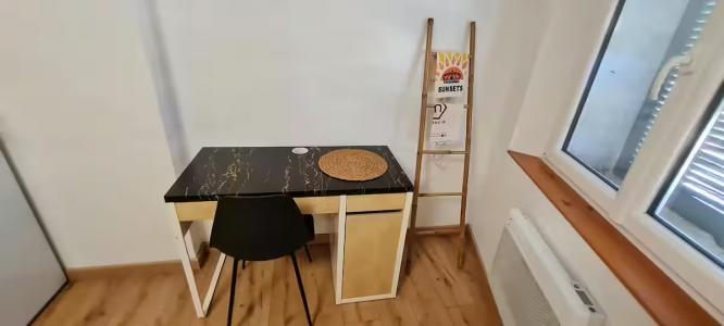 Louer Appartement Toulon 692 euros