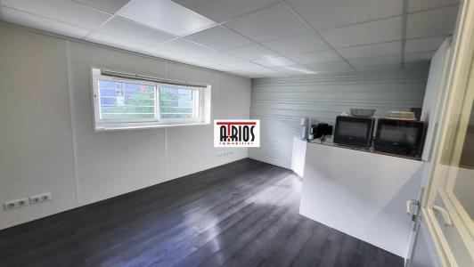 For rent Six-fours-les-plages 215 m2 Var (83140) photo 4