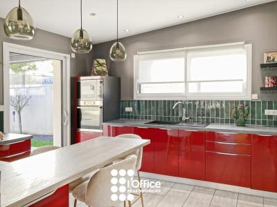 For sale Olonne-sur-mer 6 rooms 200 m2 Vendee (85340) photo 4