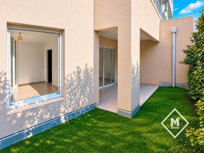 For sale Six-fours-les-plages 2 rooms 41 m2 Var (83140) photo 0
