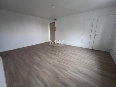 For rent Perenchies 2 rooms 40 m2 Nord (59840) photo 1