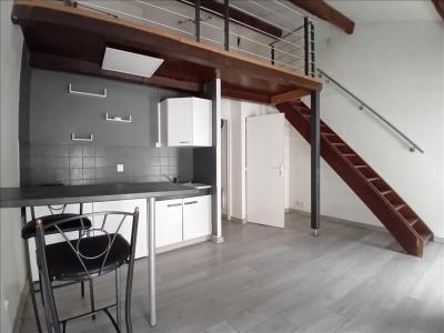 Louer Appartement 40 m2 Saint-ambroix