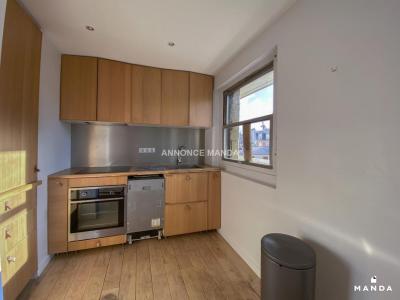 Louer Appartement 33 m2 Paris-18eme-arrondissement