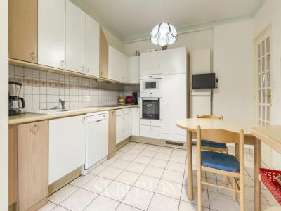 For sale Ploermel 7 rooms 128 m2 Morbihan (56800) photo 3