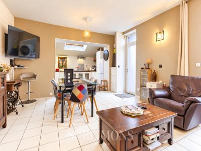 For sale Hennebont 5 rooms 87 m2 Morbihan (56700) photo 2