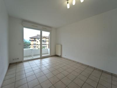 For rent CENTRE VILLE 3 rooms 68 m2 Haute savoie (74160) photo 2