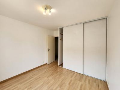 For rent CENTRE VILLE 3 rooms 68 m2 Haute savoie (74160) photo 4