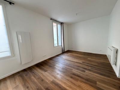 Annonce Location Appartement  10