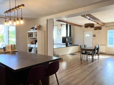 For sale Cuts 5 rooms 142 m2 Oise (60400) photo 4