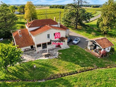For sale Sauveterre-de-guyenne 8 rooms 203 m2 Gironde (33540) photo 0
