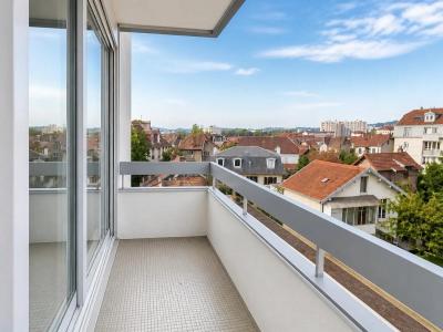 For sale Besancon 2 rooms 64 m2 Doubs (25000) photo 0