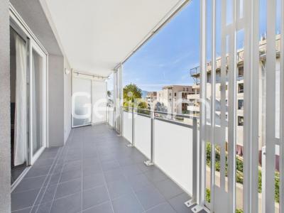 For sale Meylan 3 rooms 67 m2 Isere (38240) photo 2