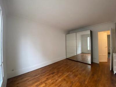 Louer Appartement Paris-18eme-arrondissement Paris